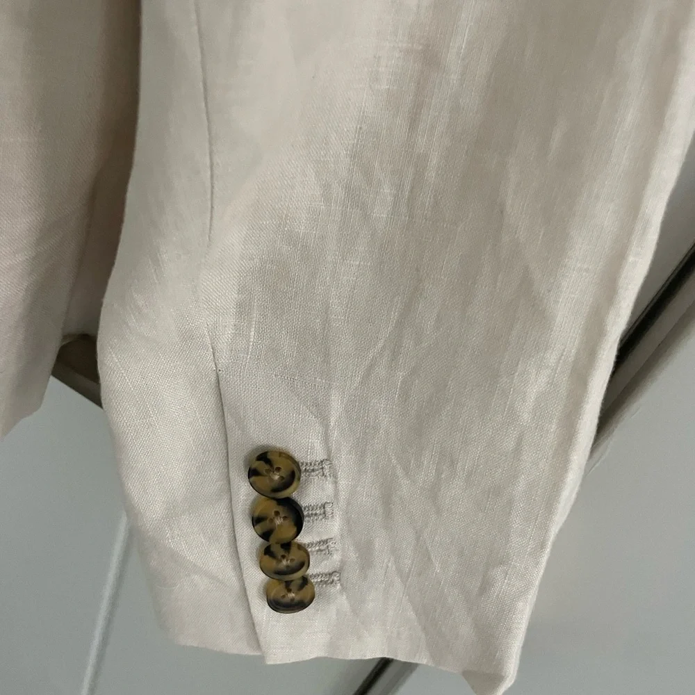 Quince Cream Single-Button Linen Blazer - Picture 8 of 9